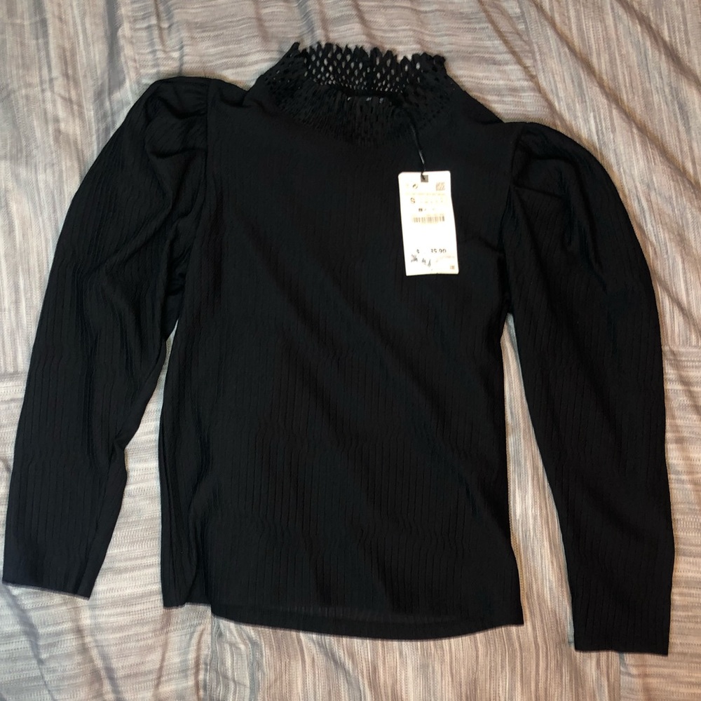 Mock Neck Puff Sleeve Top